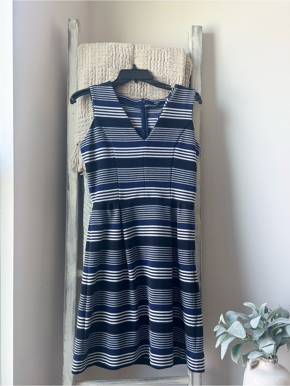 Madewell Gallerist Ponte V Neck Size Small